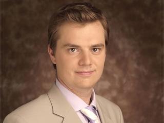 Абрамов Артем