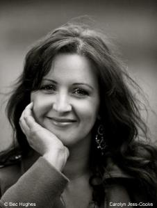 Джесс-Кук Кэролин