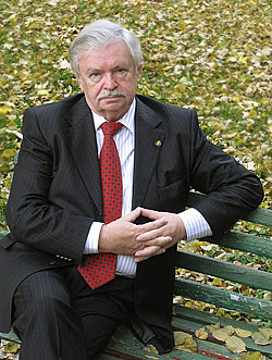 Лиханов Альберт