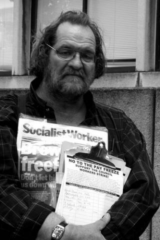 Молинье Джон