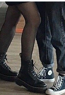 Компания Старшеклассников