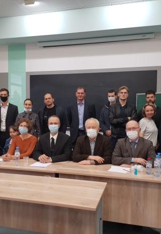 Партийный подход