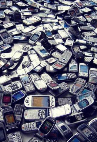 Сотовые телефоны