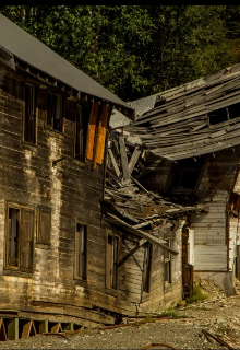 В заточении