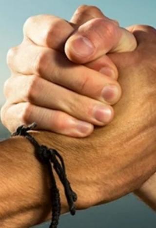 Жизнь под псевдонимом